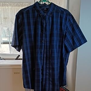 3/$25 George Men's Navy Plaid Button Down Shirt